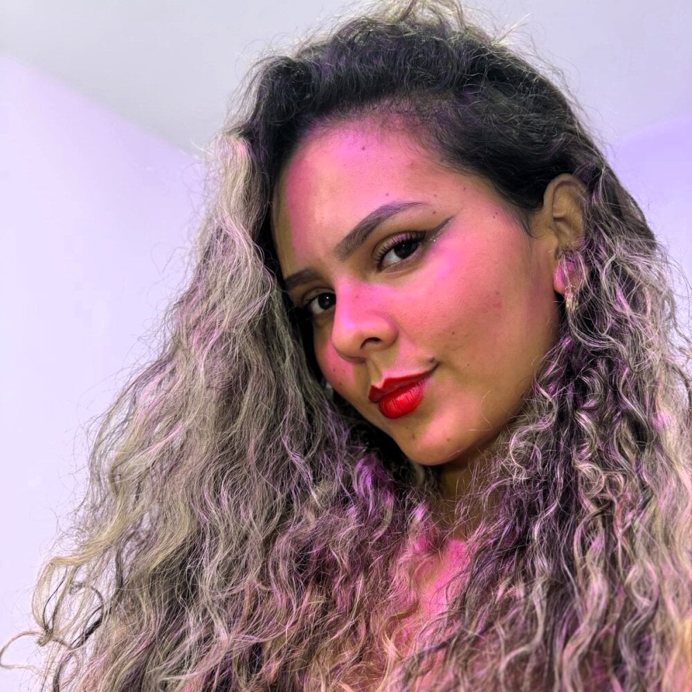 elizabeth_liones_ Webcam Profile Picture elizabeth_liones_ Chatroom