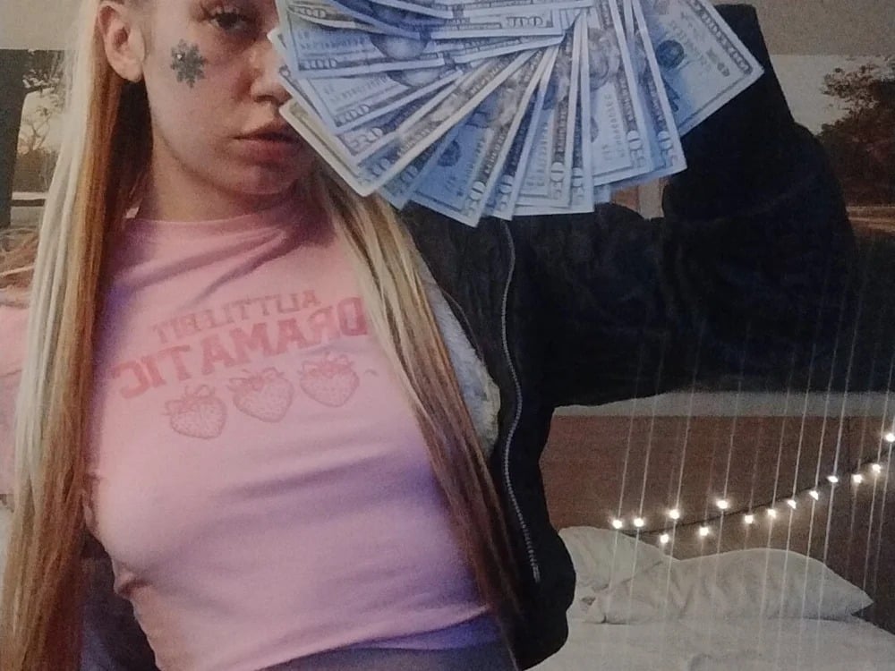 ellabankzz Chatroom