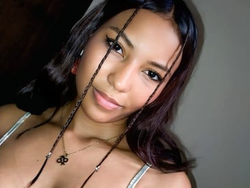 emely-13