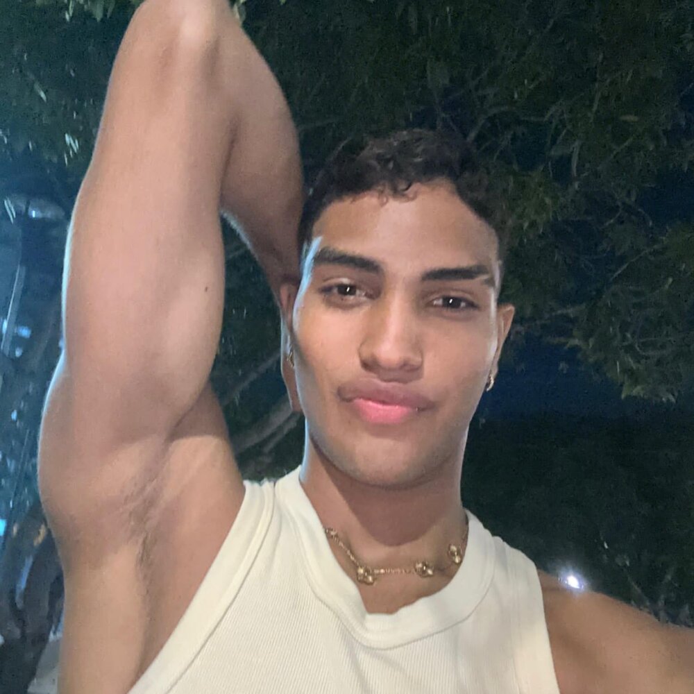 emersson_sex18 Chatroom