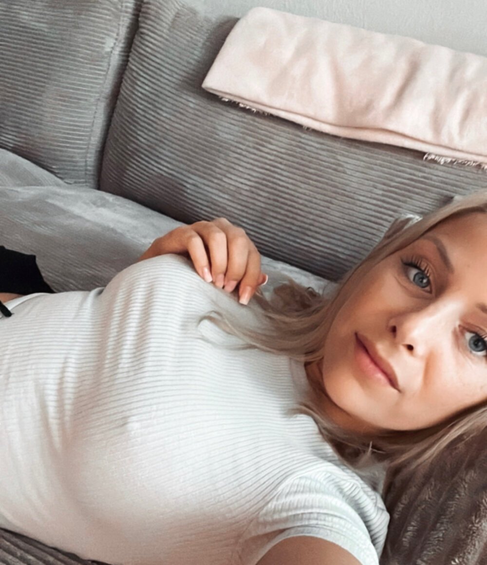 emily-becker Chatroom