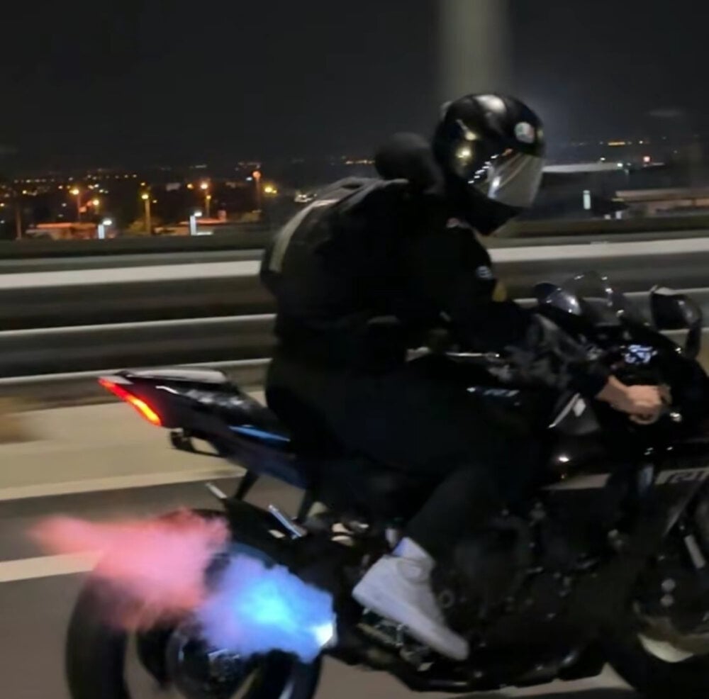 emir343475 Webcam Profile Picture emir343475 Chatroom