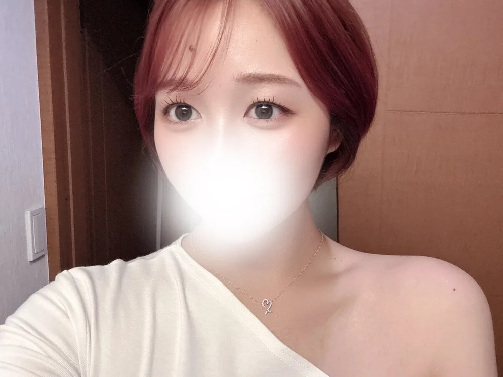 emiri_nu3 Chatroom