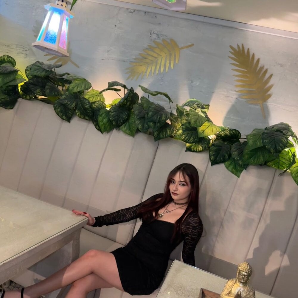 emma_cleir Webcam Profile Picture emma_cleir Chatroom