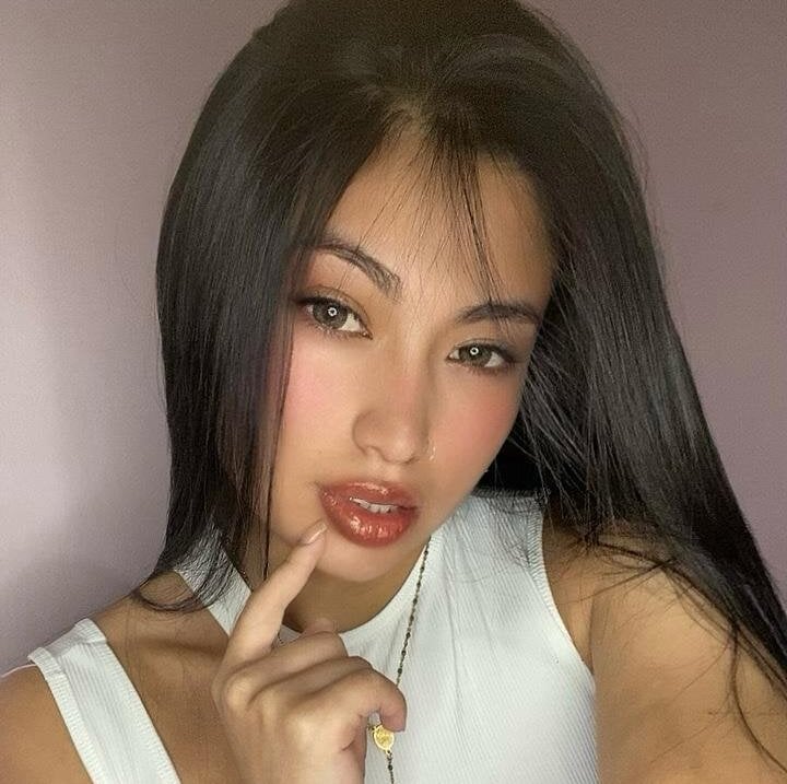 emma_collins_18 Chatroom