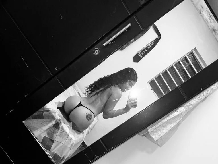 estrella_fiery Chatroom