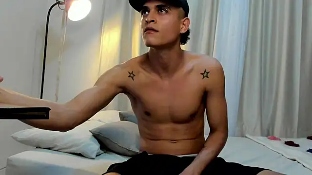 ethan_xxxl Chatroom