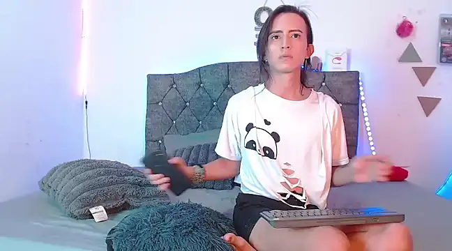 everly_monroe Chatroom