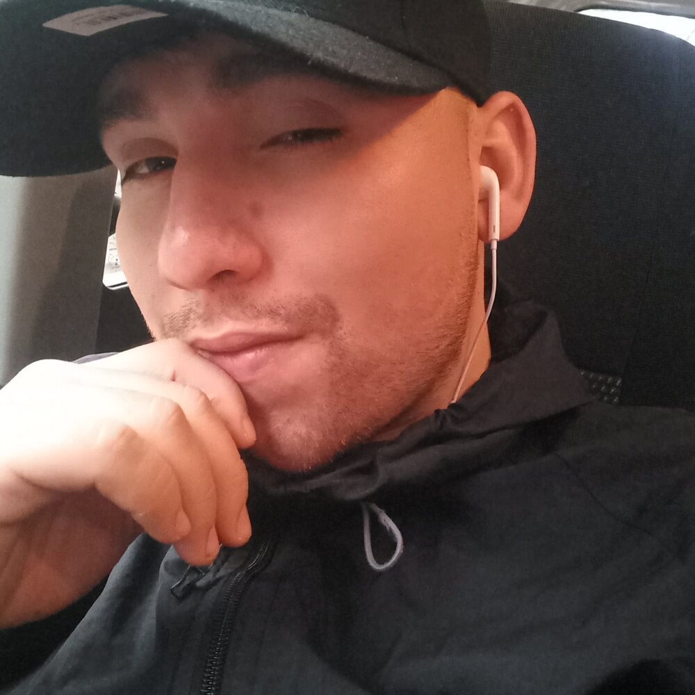 fabiancito25 Chatroom