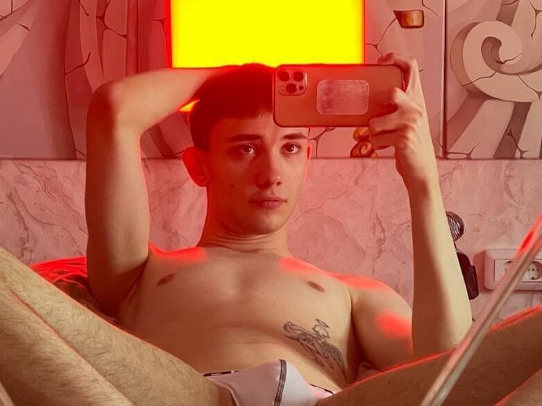 felixcurt69 Chatroom