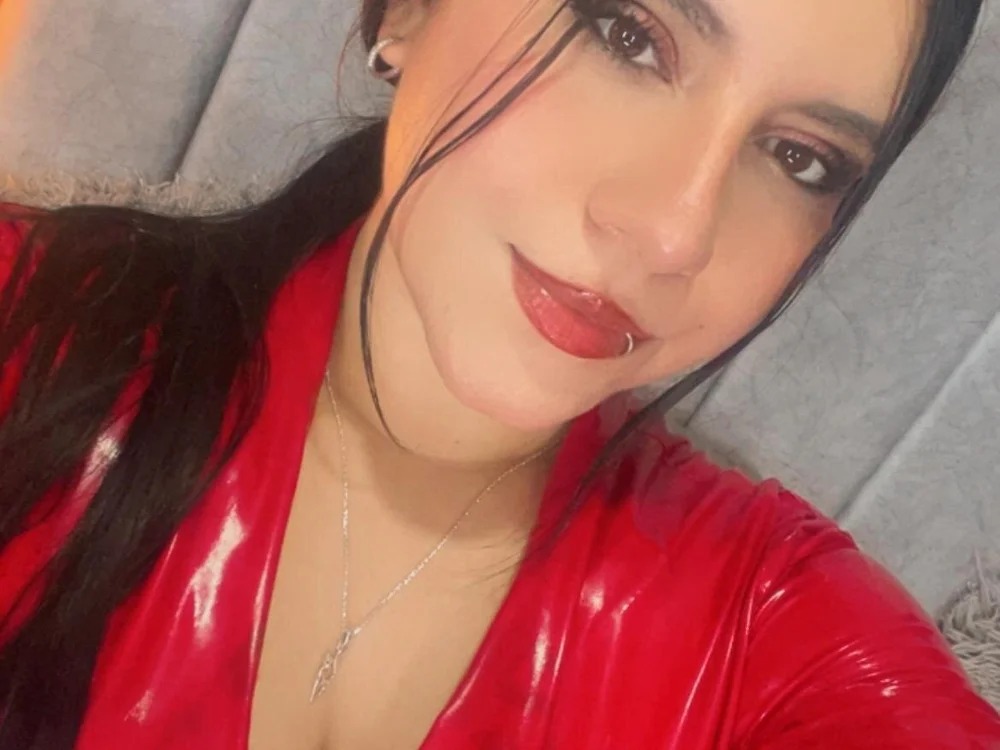 fernanda_mp2 Chatroom