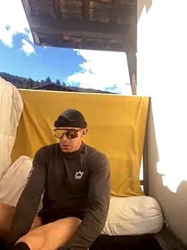 fitboyisland Chatroom