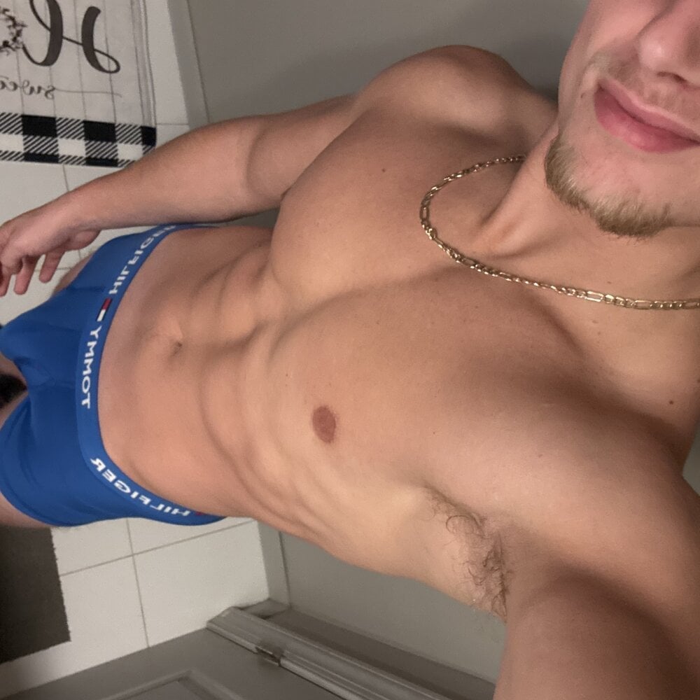 fitwhitecock Chatroom