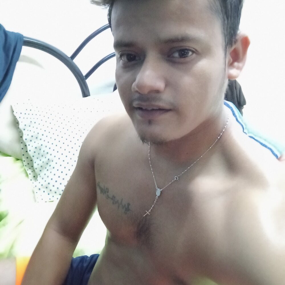 flacoAlex0193 Chatroom