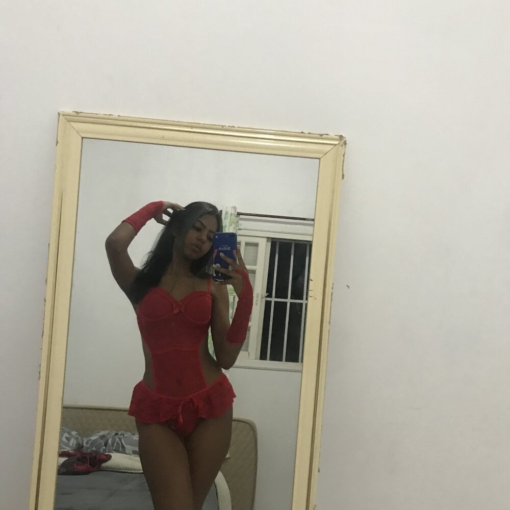 florzinhaaa Chatroom