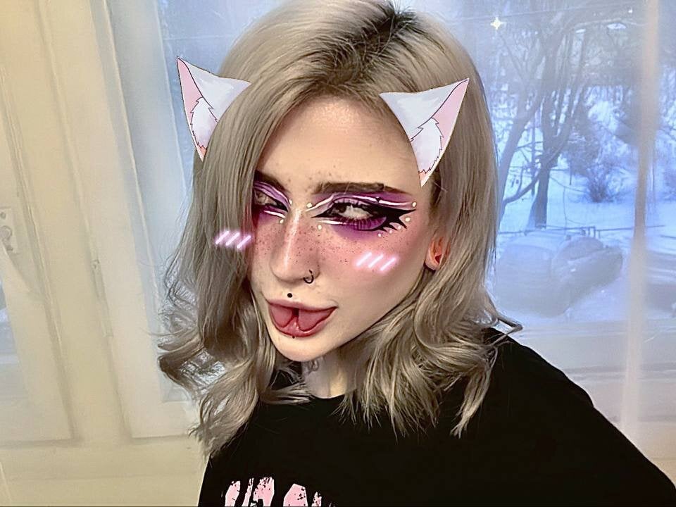 fraulein_mooon Chatroom