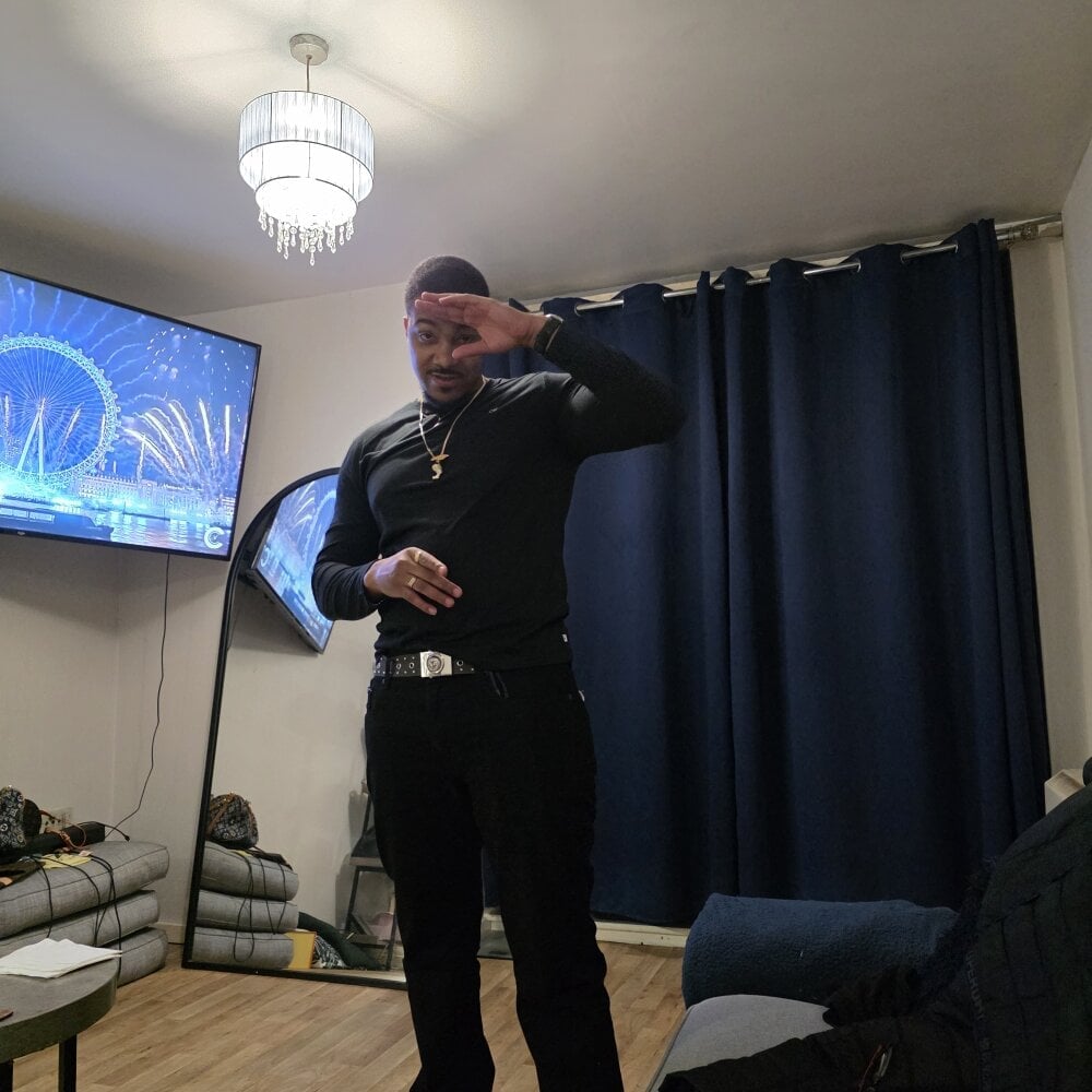 freakygemini9 Chatroom