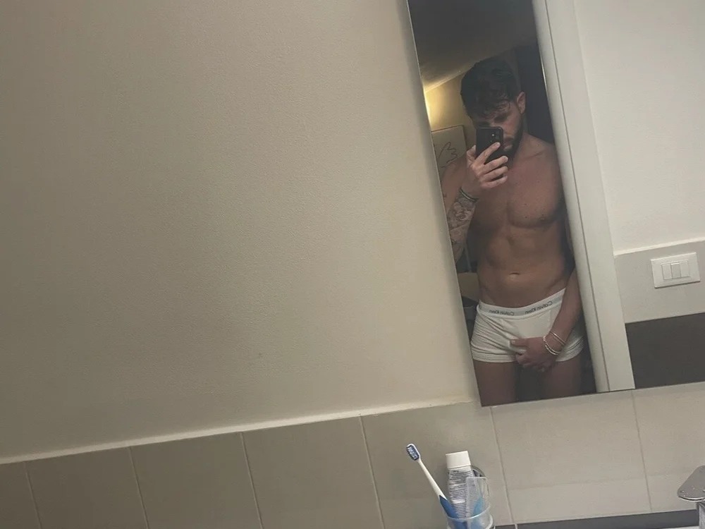 freetom31 Chatroom