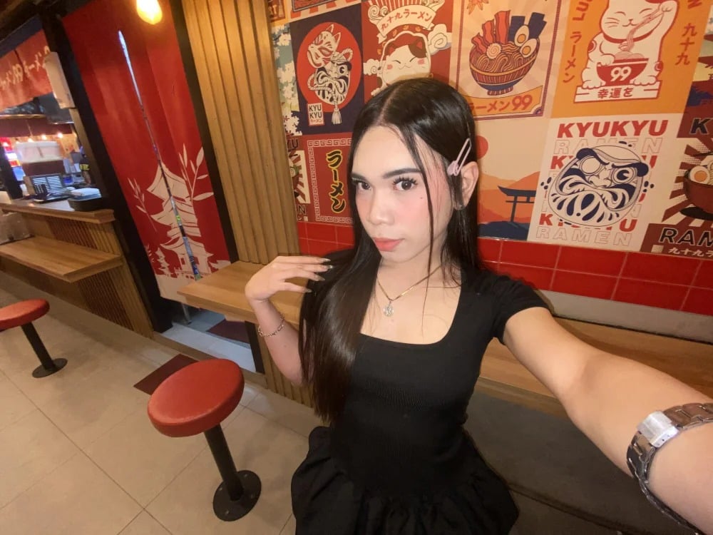 fuckbellaaa Chatroom