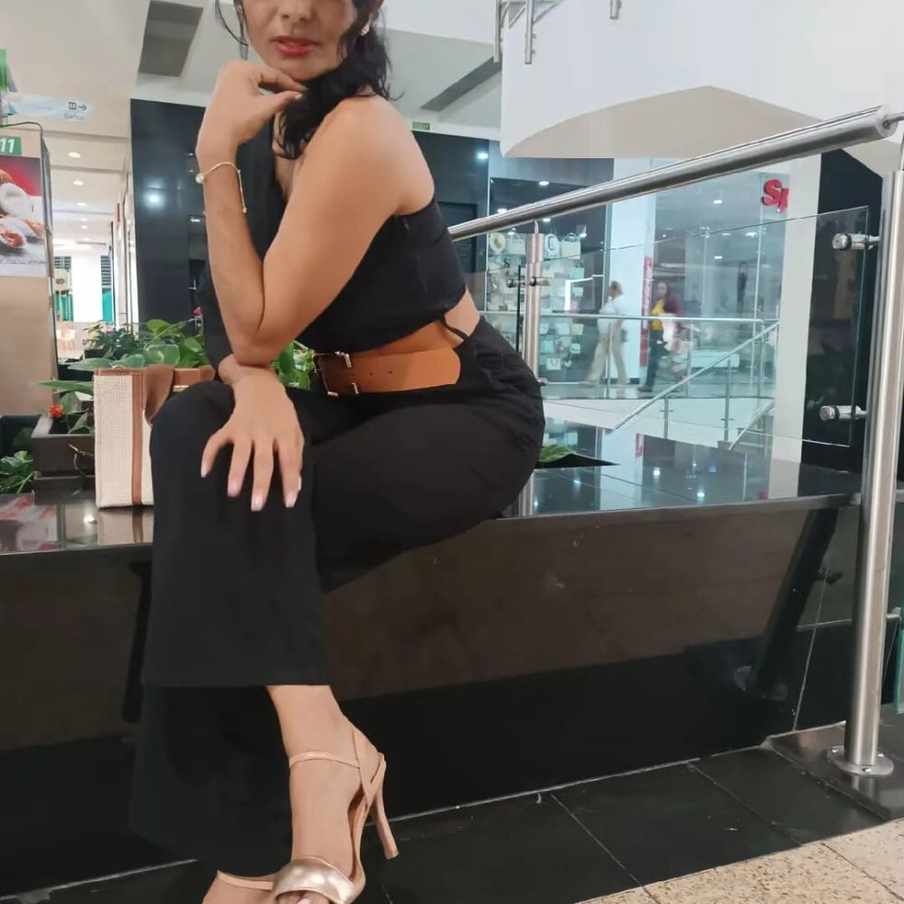 gaby_jazmin Chatroom