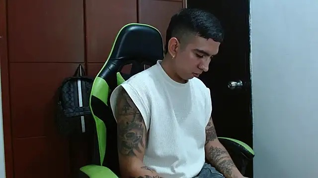 ghostlycattriel Chatroom