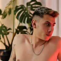 gohan_velez Chatroom