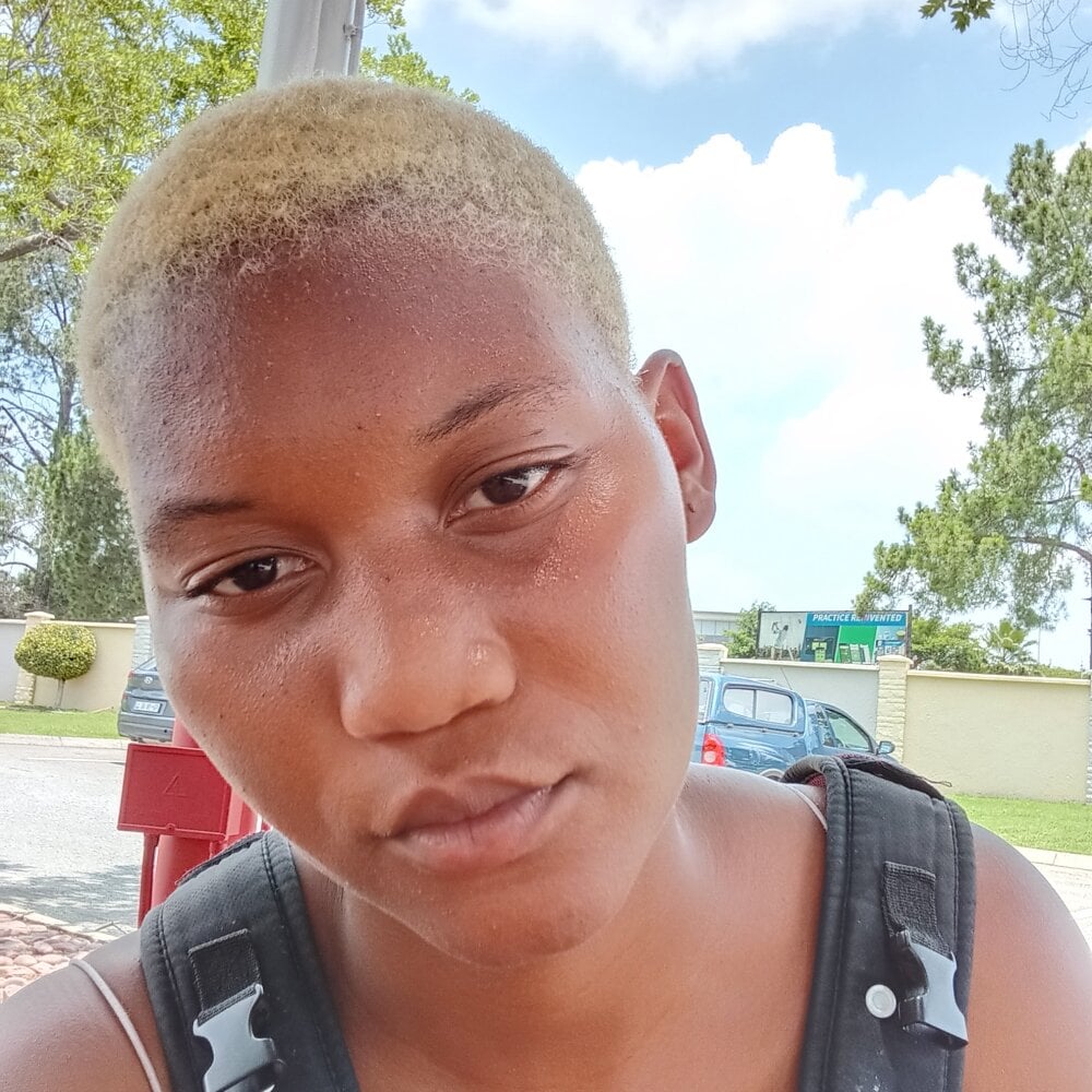 goldenstrips295 Chatroom