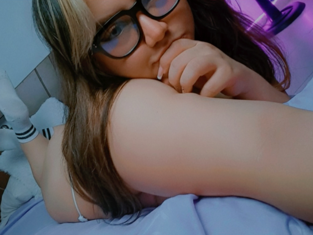 grace_belotti Chatroom