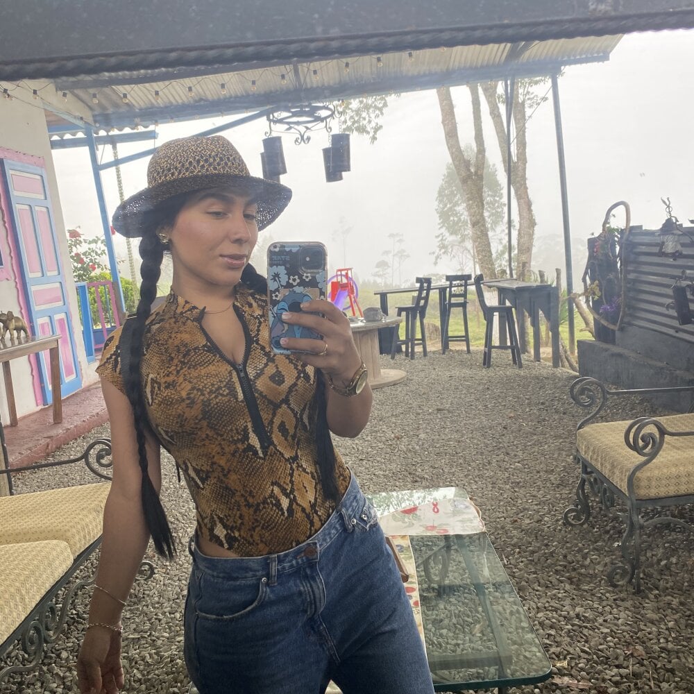 greciadom555 Chatroom