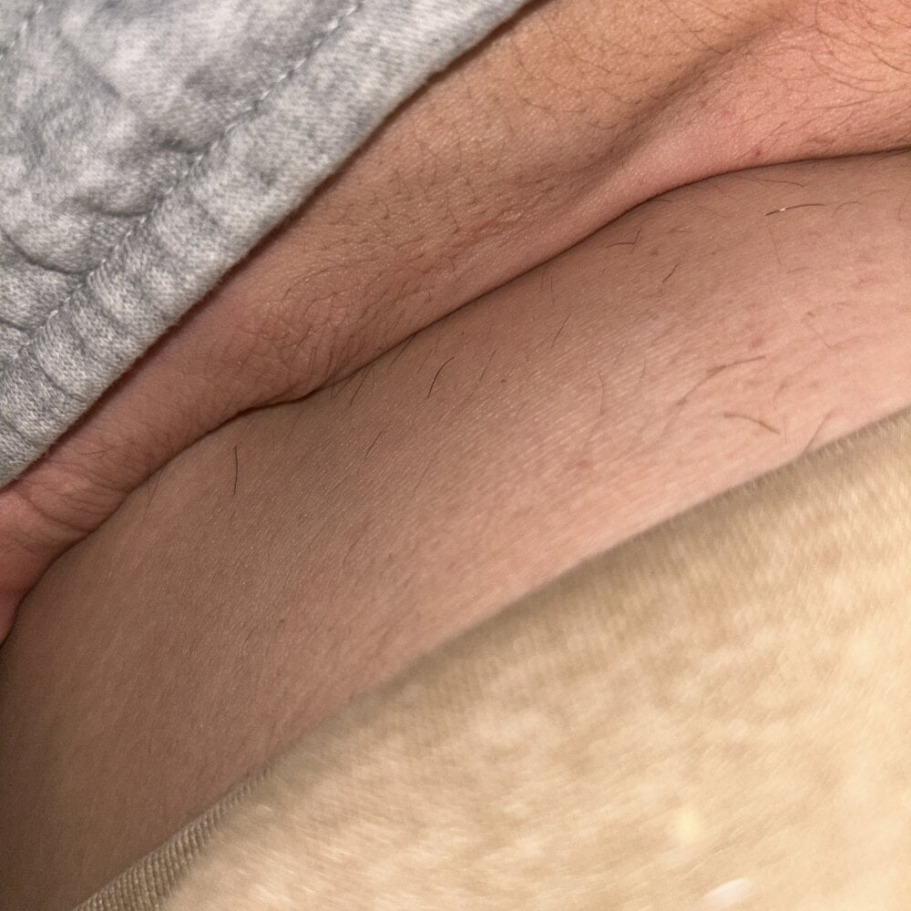 groschibre40100 Chatroom