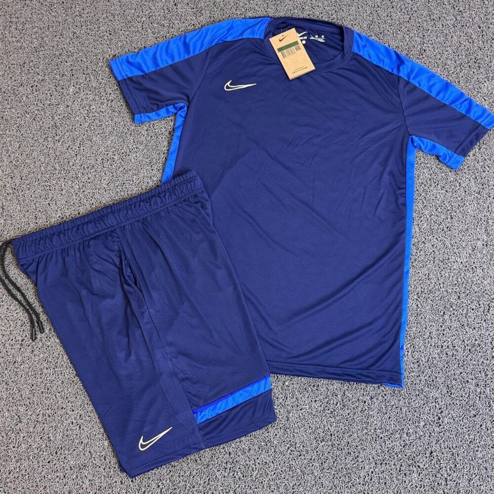 gustado23cmm7 Chatroom