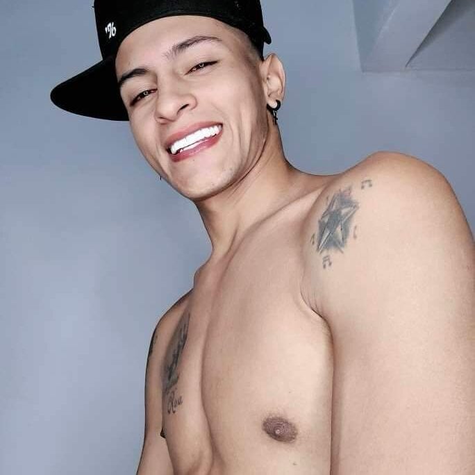 gustavo_saaled19_ Chatroom
