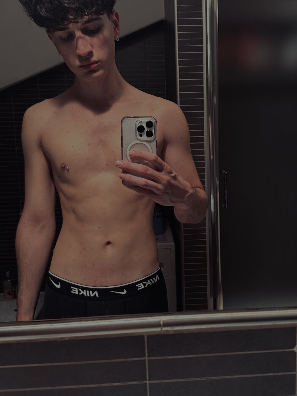 gymboytwink Chatroom