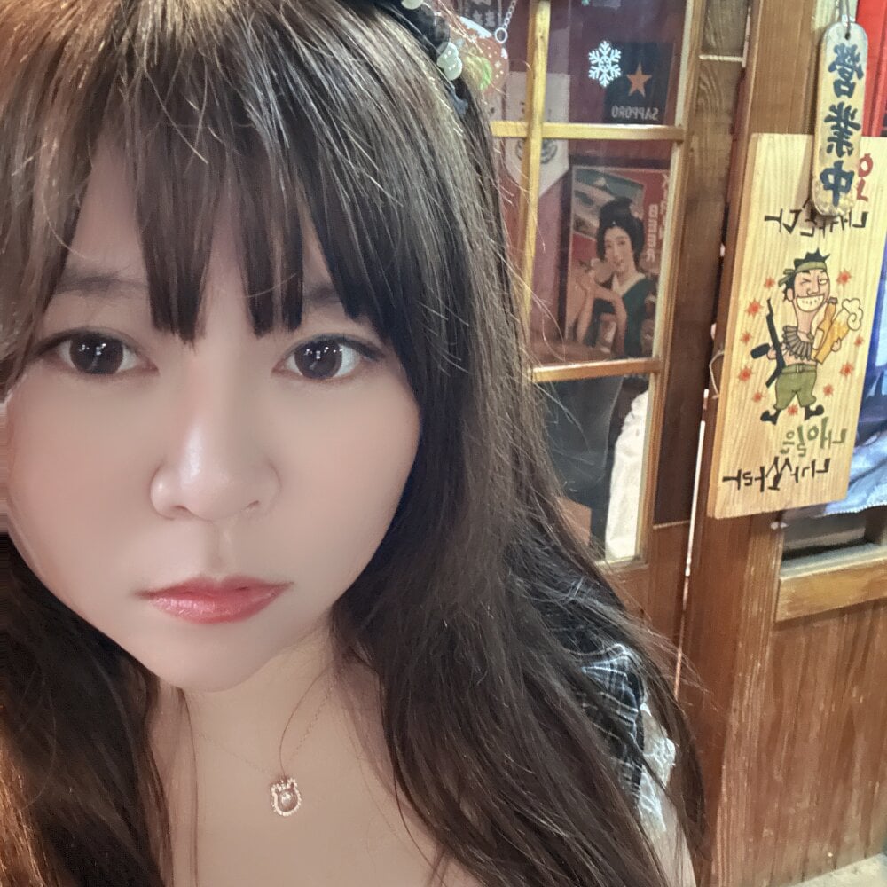 haotian8801 Webcam Profile Picture haotian8801 Chatroom