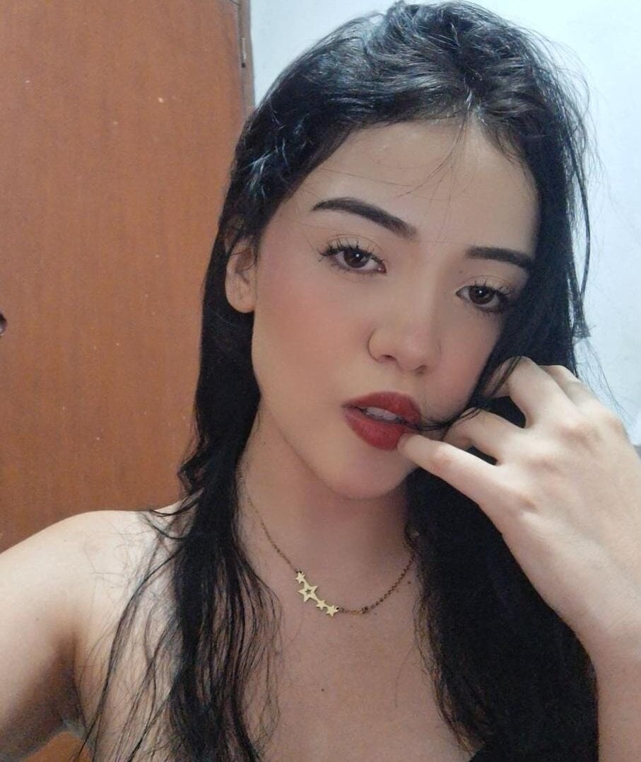 helen_rosse_ Chatroom