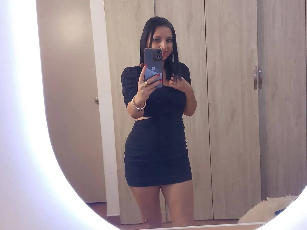 helle_ford Chatroom