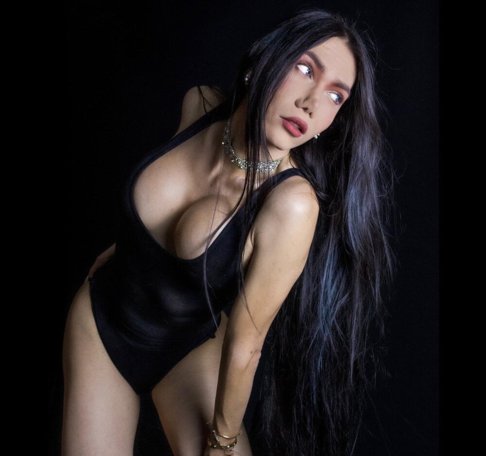 hellendollxxx Chatroom