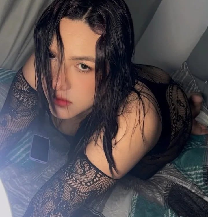 helly_15 Chatroom
