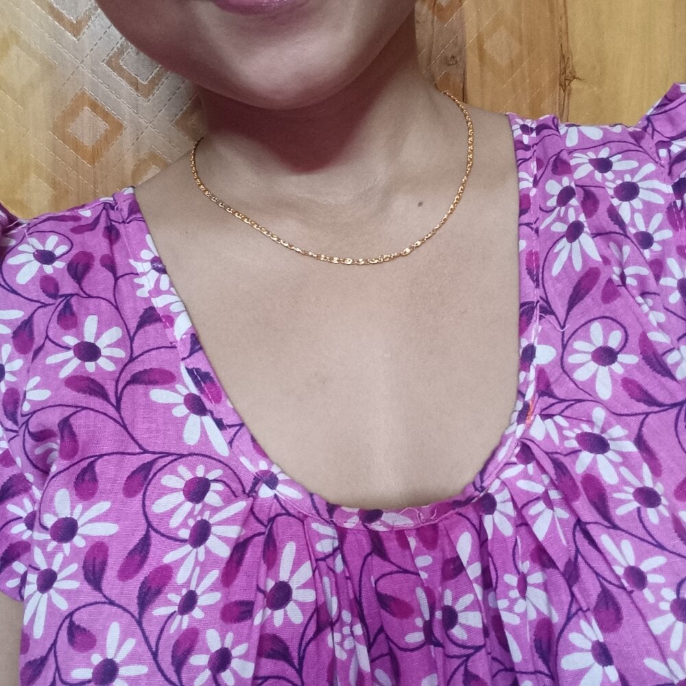 hey_honeyy Chatroom