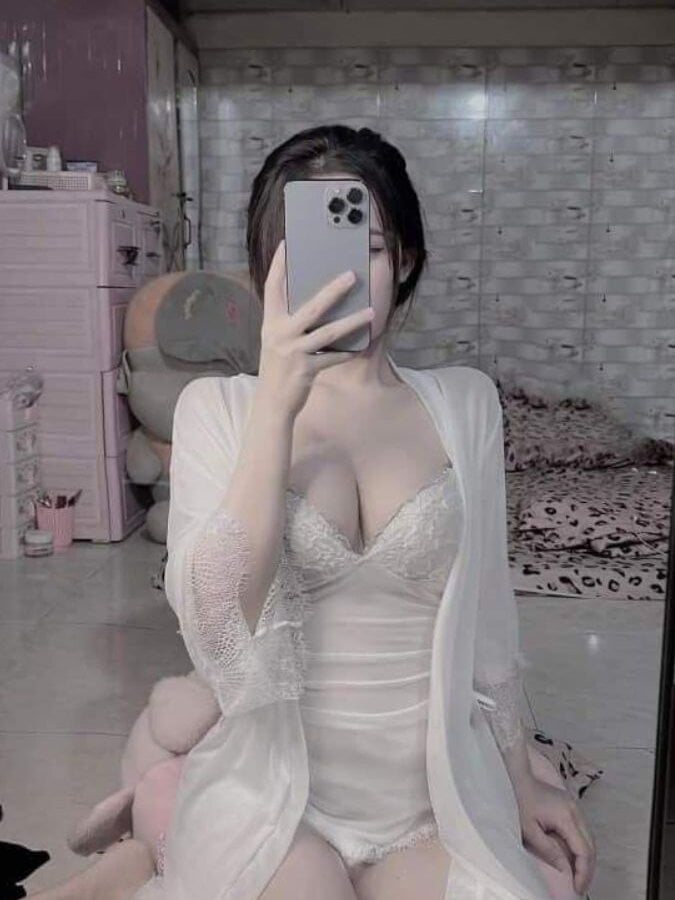 hilovely-public Chatroom