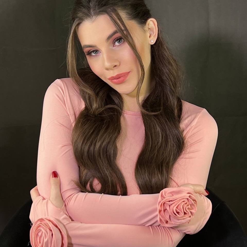 holly_sexxxsirens Chatroom