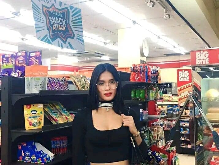 hollyyumiloove Chatroom