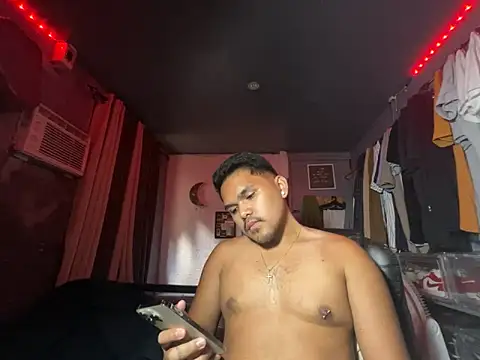 holy_diorxx Chatroom