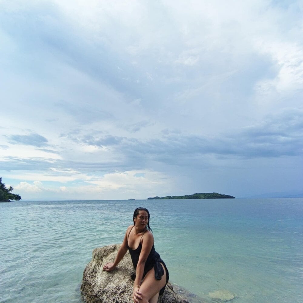 honeyLushess Chatroom