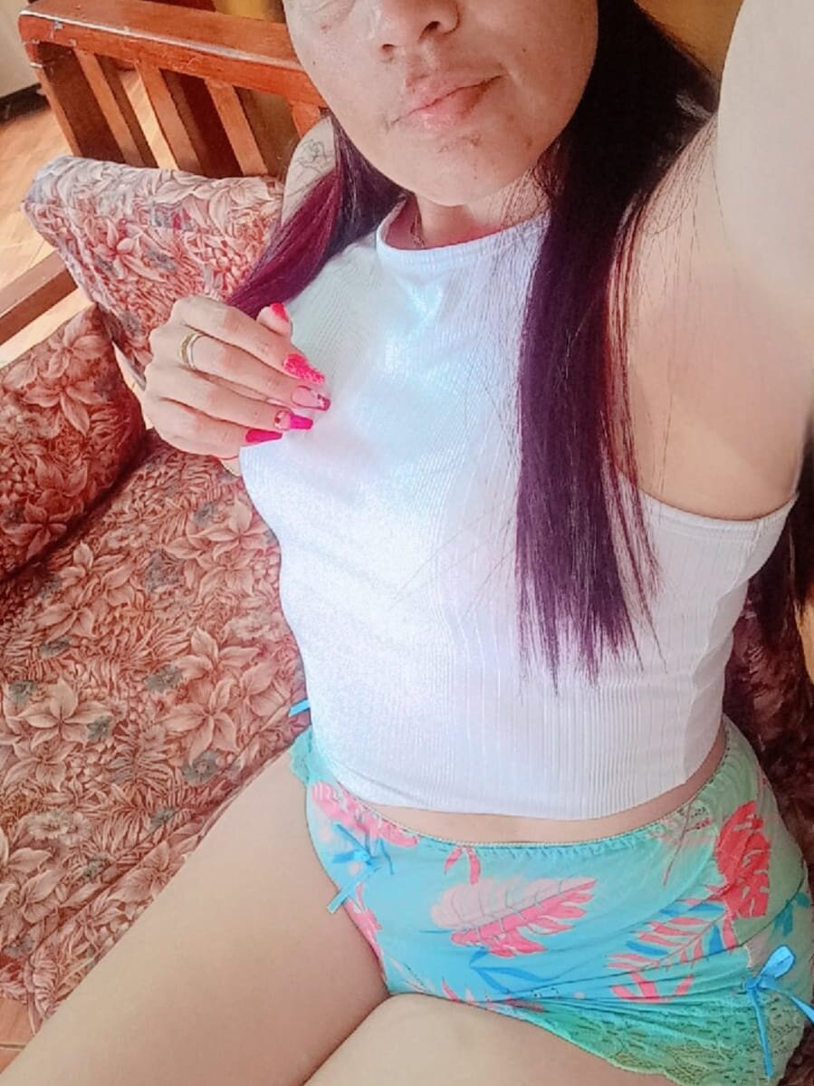 horny_girl33 Chatroom