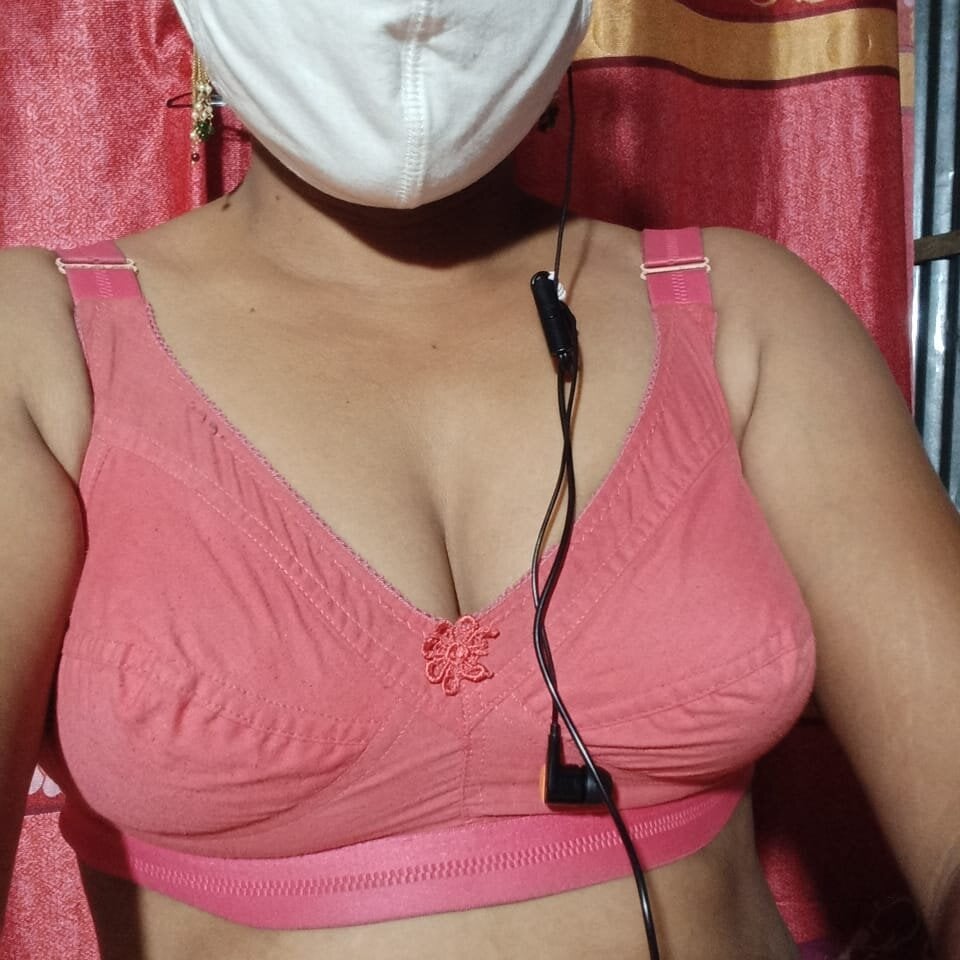 hot_dipika07 Chatroom
