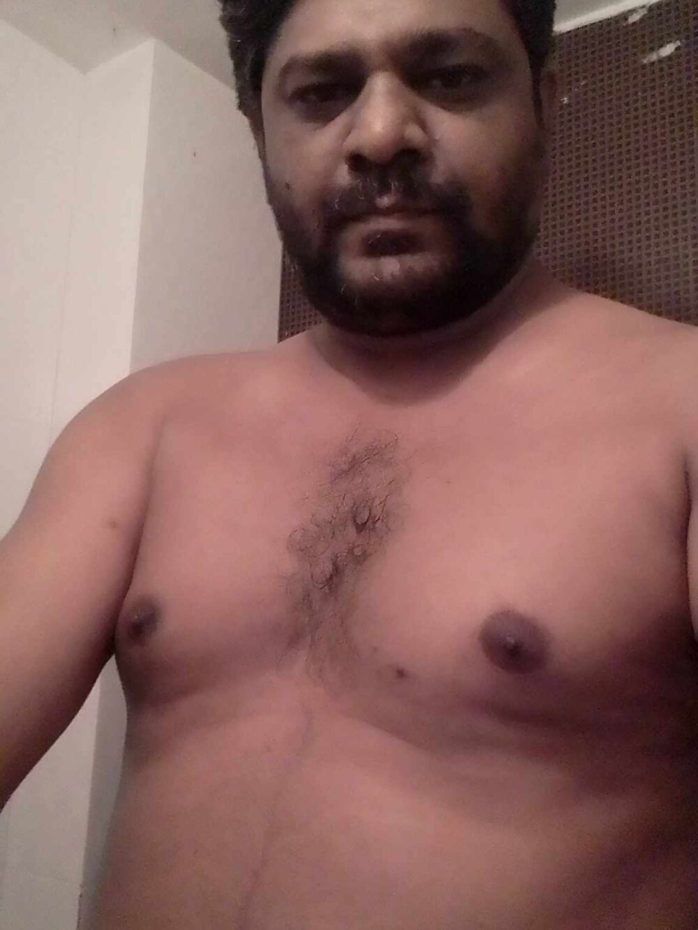 hot_sexy_guy_1984 Chatroom