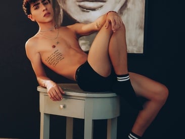 hotay8
