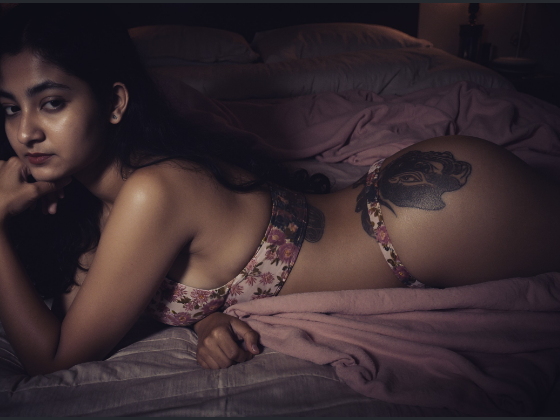 hotgirlriya Chatroom