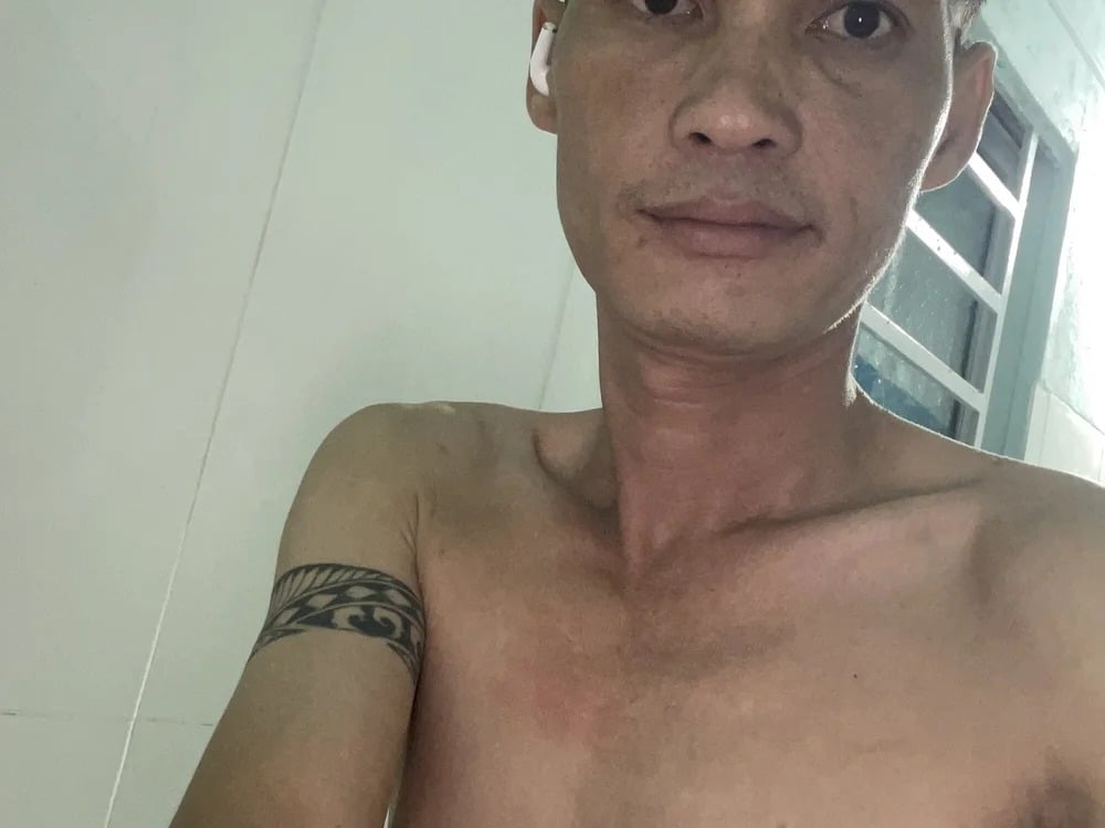 hothot_dam Chatroom